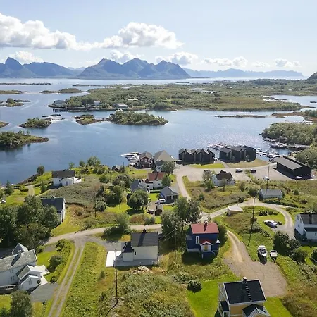 Arctic Retreat, Whales, Northern Lights & Lofoten Dom wakacyjny *