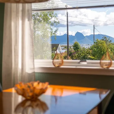Arctic Retreat, Whales, Northern Lights & Lofoten Dom wakacyjny *