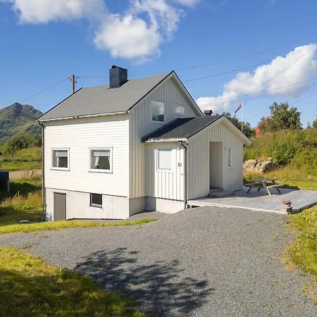 Arctic Retreat, Whales, Northern Lights & Lofoten * Bo (Nordland)